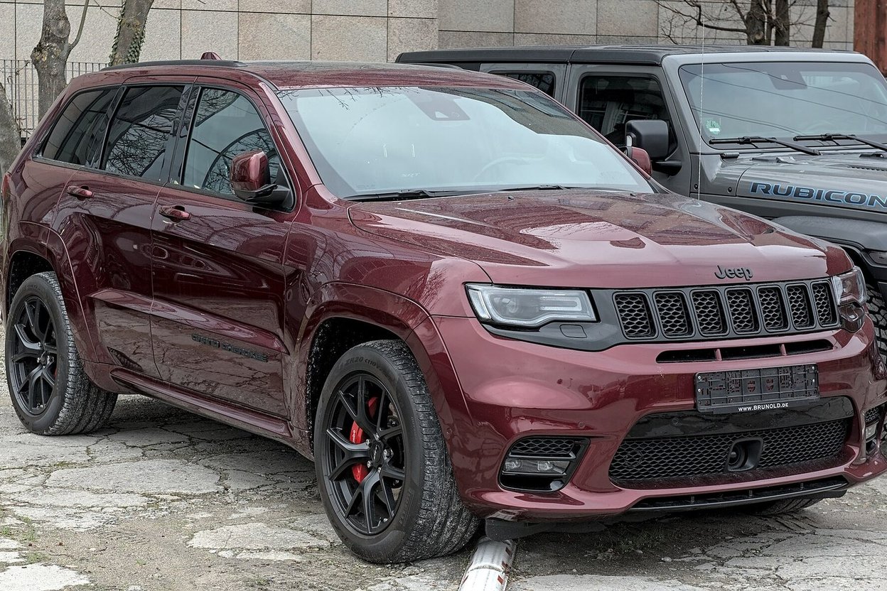 A 2018 Jeep Grand Cherokee WK2 SRT