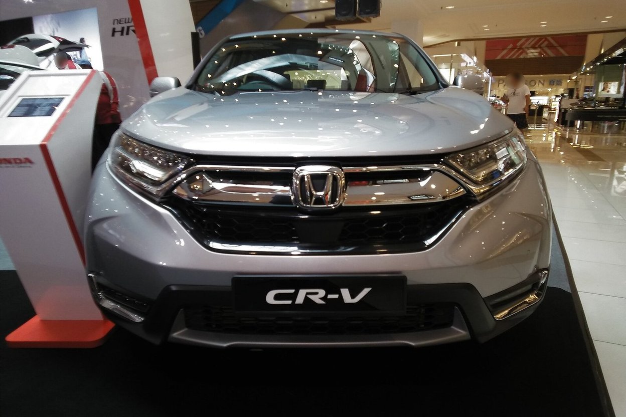 A 2018 fifth-generation Honda CR-V