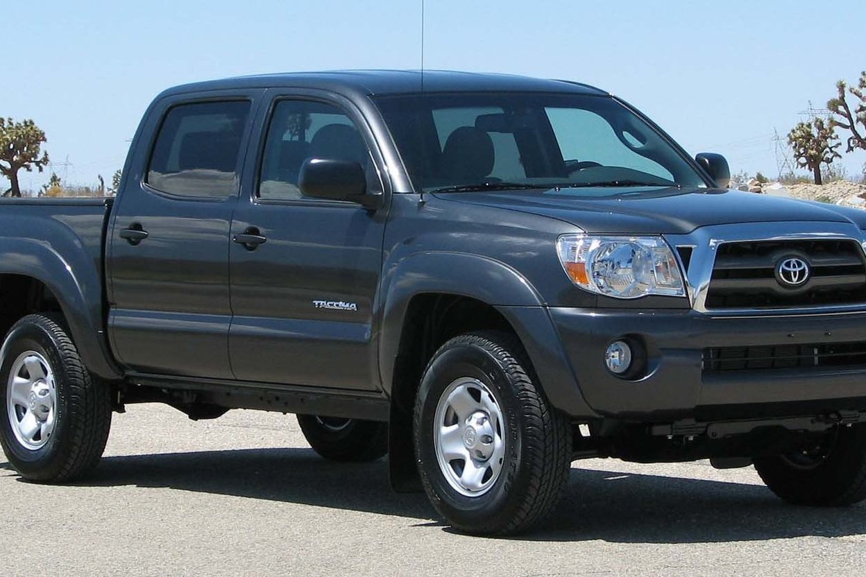A 2009 Toyota Tacoma crew cab pickup